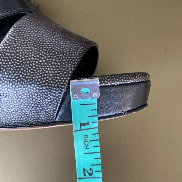 VGUC Cole Haan Platform Sandals - Picture 8 of 8